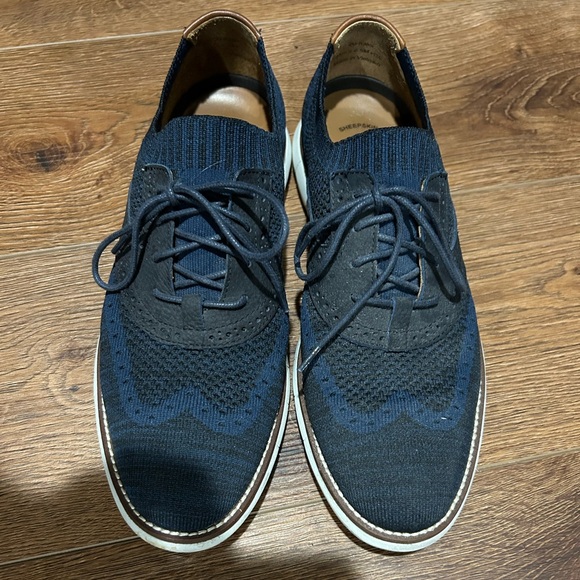 Johnston & Murphy wingtip “sneaker”, size 8.5, navy with tan leather accents. - Picture 1 of 4